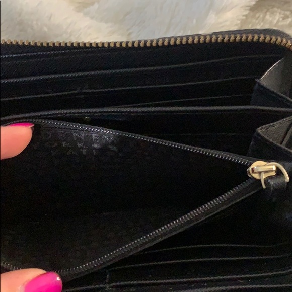 Kate Spade wallet - Picture 5 of 7